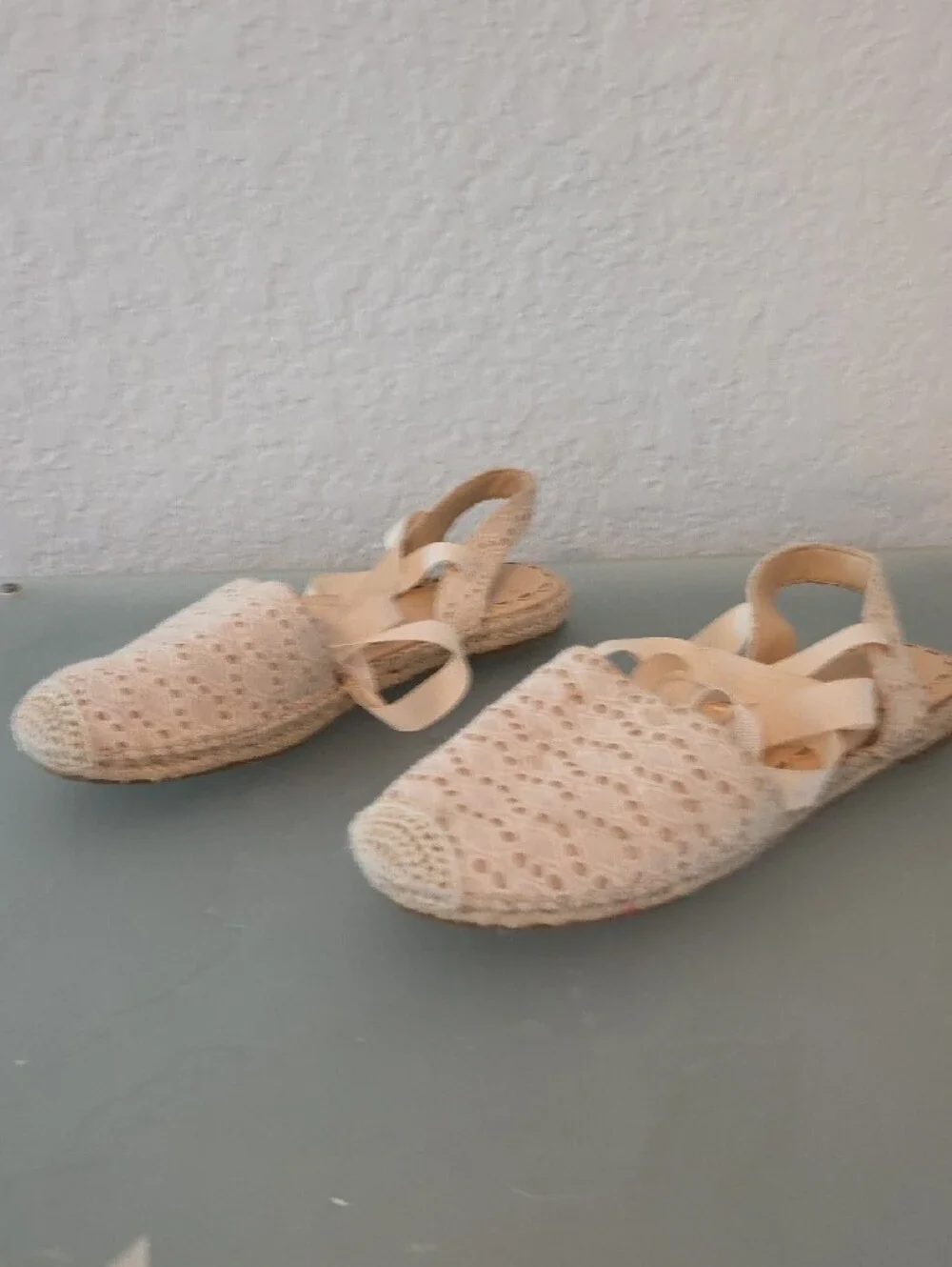 crown & ivy Cream Lace Espadrille Slingback Flats Size 7.5